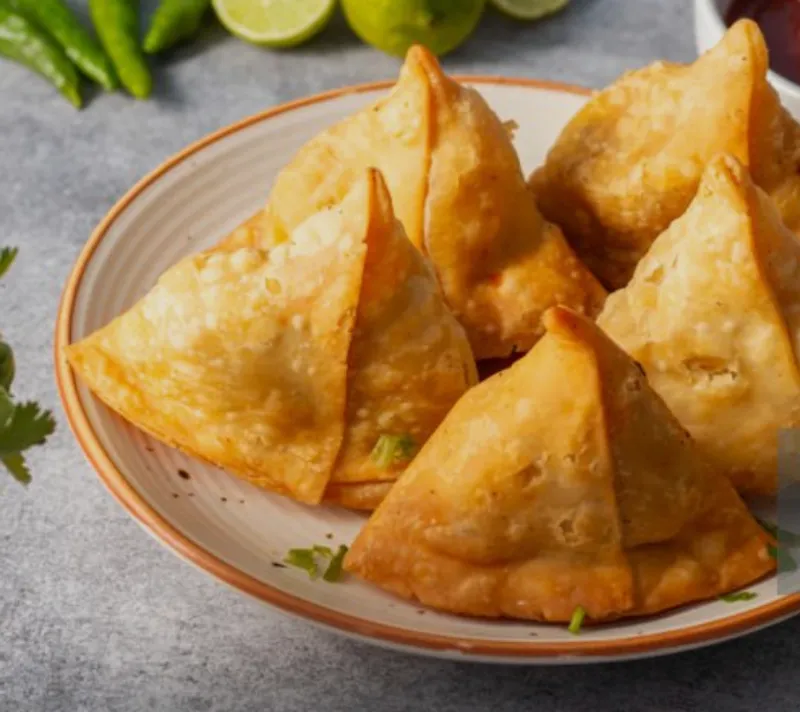 Crispy Samosa Sirsa - Lovely Sweets